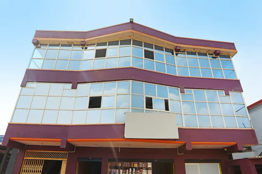 Chetana Residency By OYO Rooms - Image 1