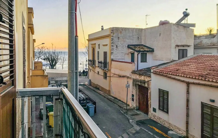 Awesome Apartment in Torretta Granitola With 2 Bedrooms - Image 1