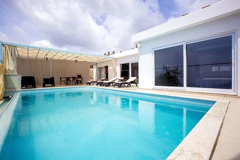 Villa Askin - Image 1