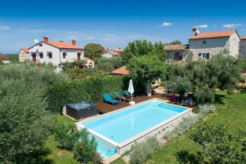 Villa Rossa - Image 1