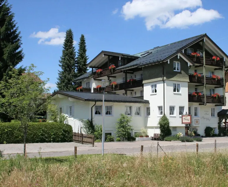 Allgäuer Hof Kur- und Aktivhotel - Image 1