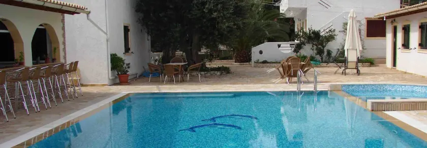 Olympia Paxos Apartment - Image 1