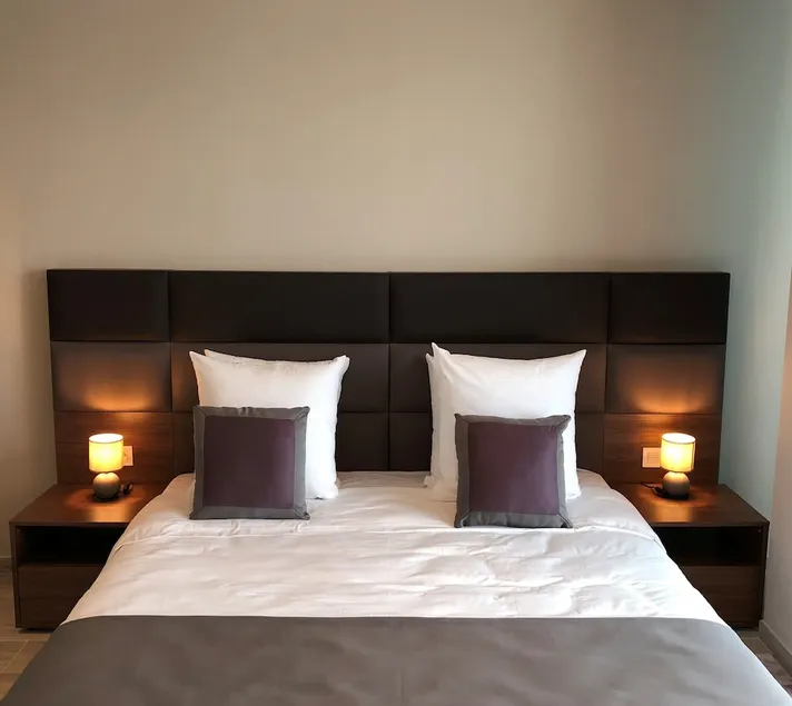 Flat Hotel Midi 33 - Image 1
