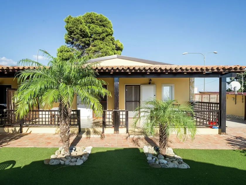 Holiday Home in Ribera With Swimming Pool, Garden, Veranda - Image 1