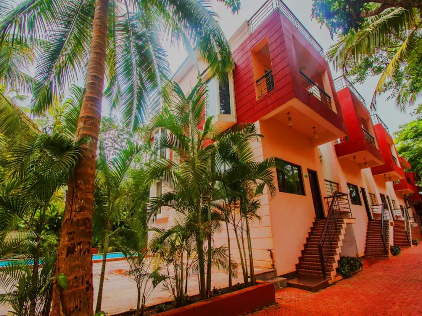 OYO Home 17191 Luxurious 3BHK - Image 1