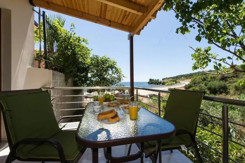 Vina's Cozy Flat Next To The Beach - Image 1
