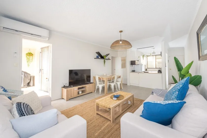 Bay Village 2 - Shoal Bay - Image 1