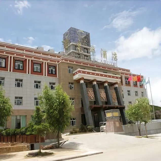 Sheenava Hotel - Image 1