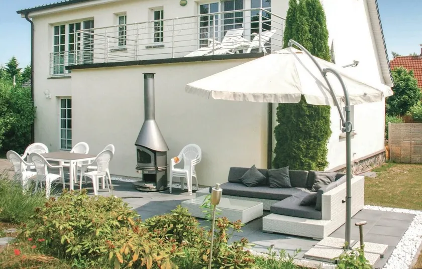 Beautiful Home in Beckerwitzhohenkirchen With 3 Bedrooms, Jacuzzi and Sauna - Image 1