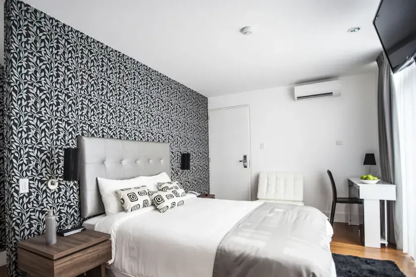 IFE Boutique Hotel - Image 1