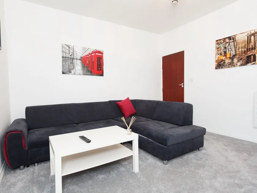 Ruth Apartments - Image 1