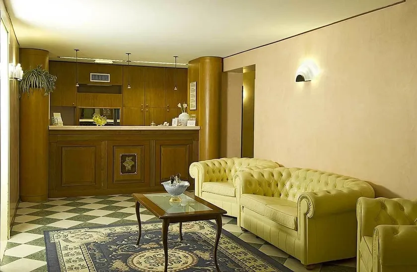 Hotel Spagna - Image 1