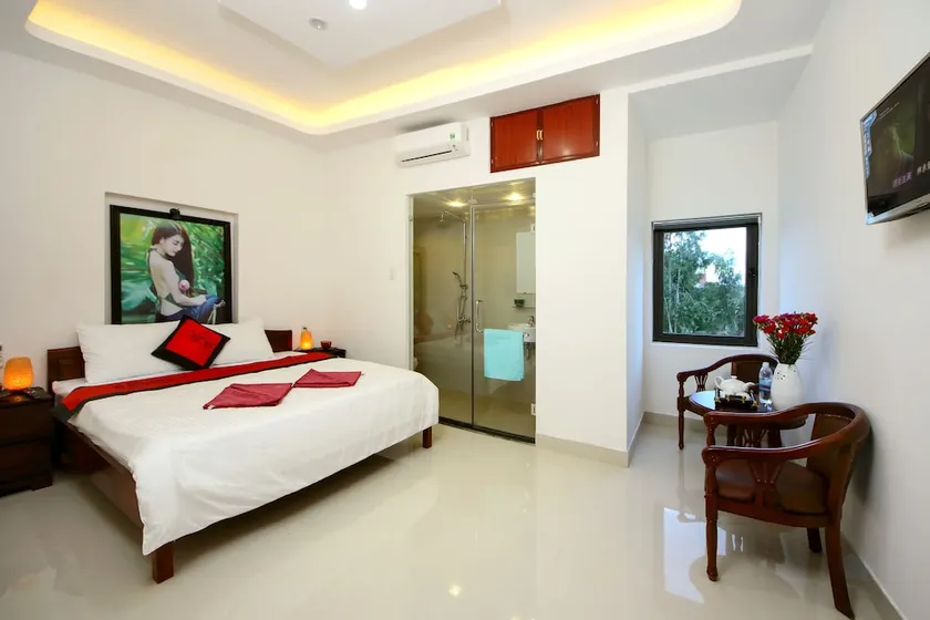 Hoi An Golden Street Hotel - Image 1