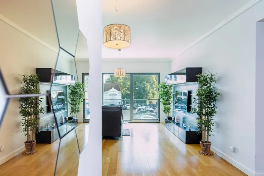 Spacious Apartment in Residential Campolide - Image 1
