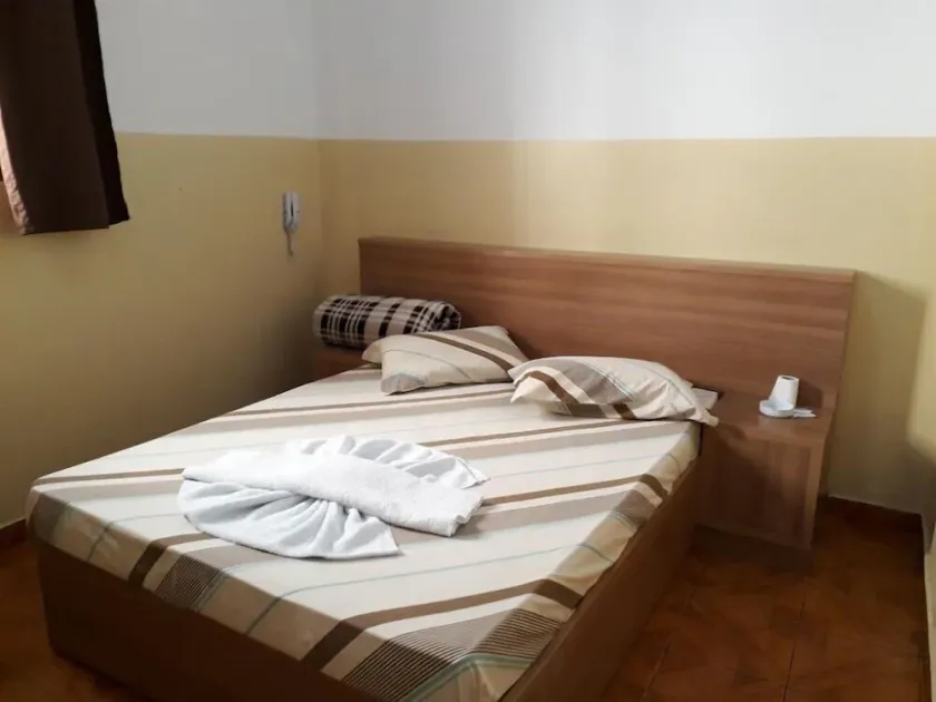 Real Park Hotel - Image 1