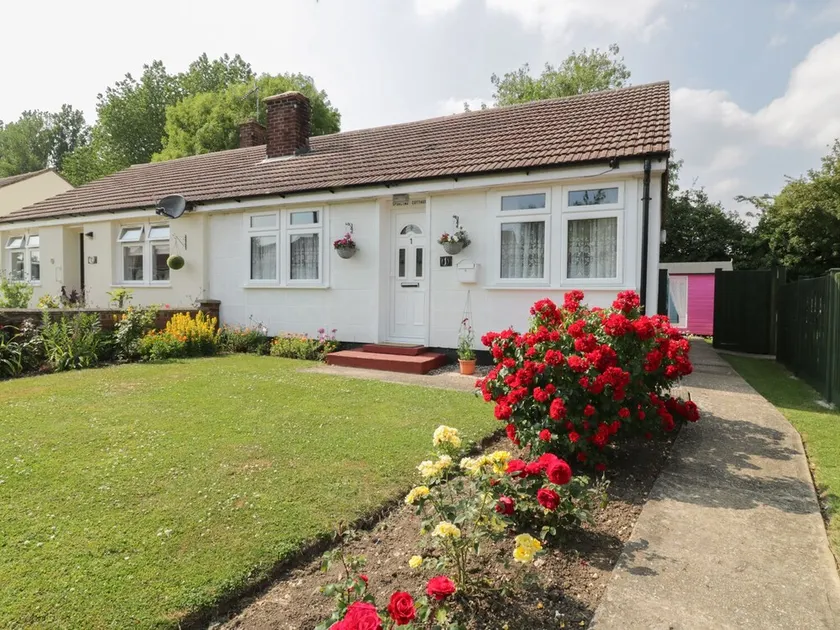 Spurling Cottage - Image 1