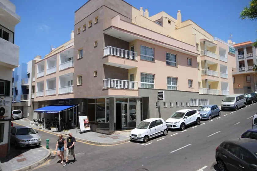 Apartamentos Isla Tenerife Sur - Image 1