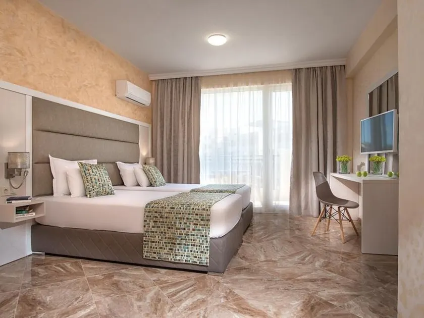 Marina Sands Bijou Boutique is an Excellent Choice for Travelers Visiting Obzor - Image 1