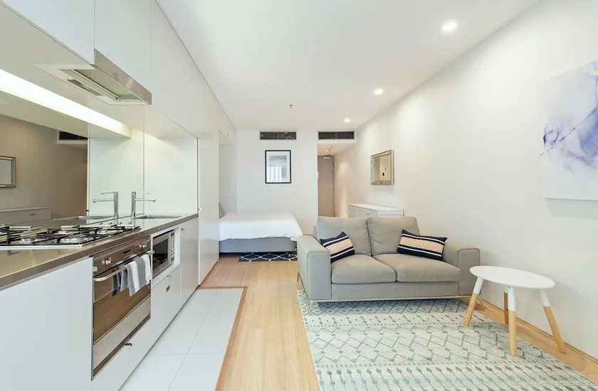 TT302 Darlinghurst Sydney Studio - Image 1