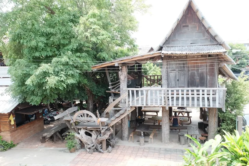 Baan Eve Guesthouse - Image 1