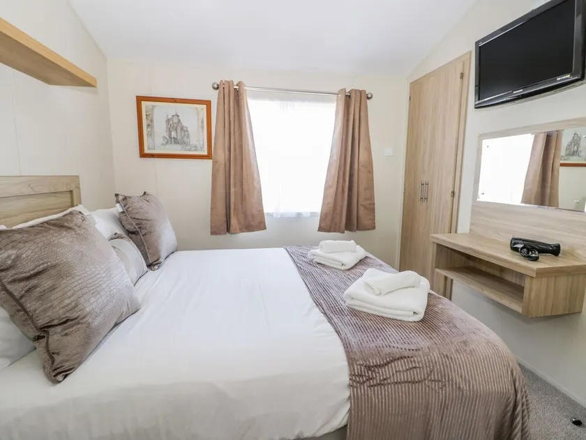 Skipsea Lodge - Image 1