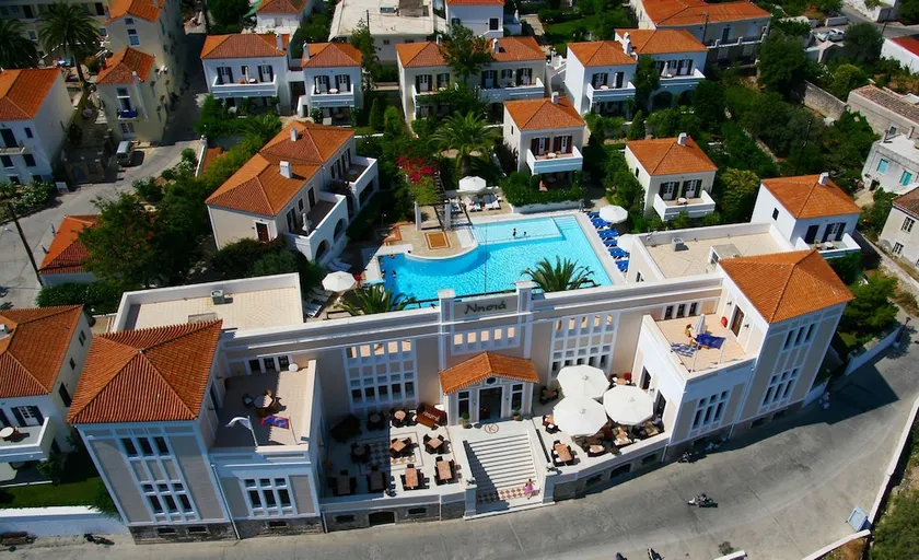 Nissia Traditional Residences Spetses - Image 1