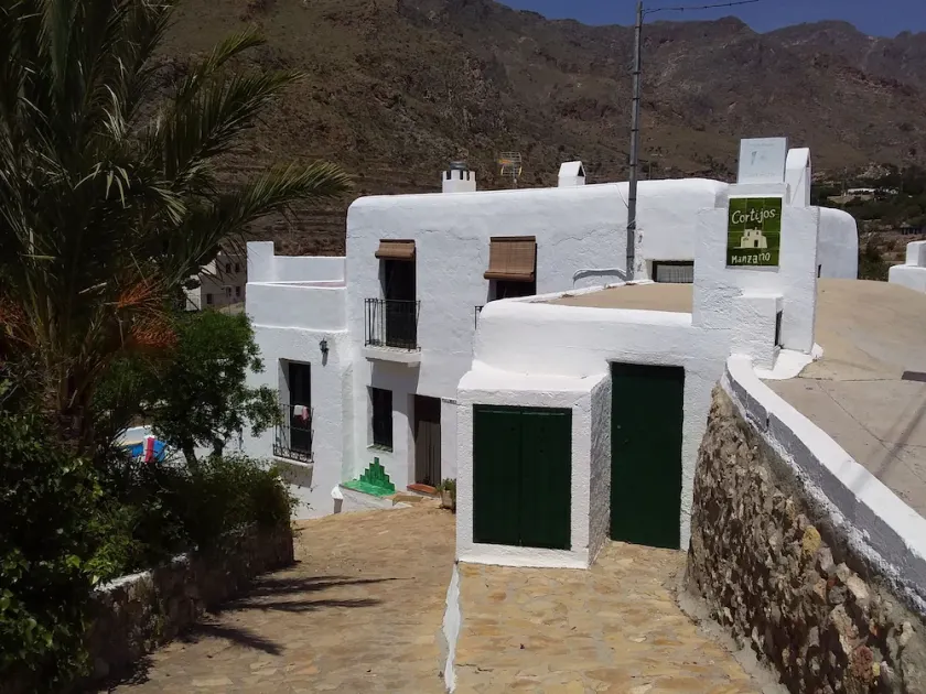 Cortijos Manzano - Image 1