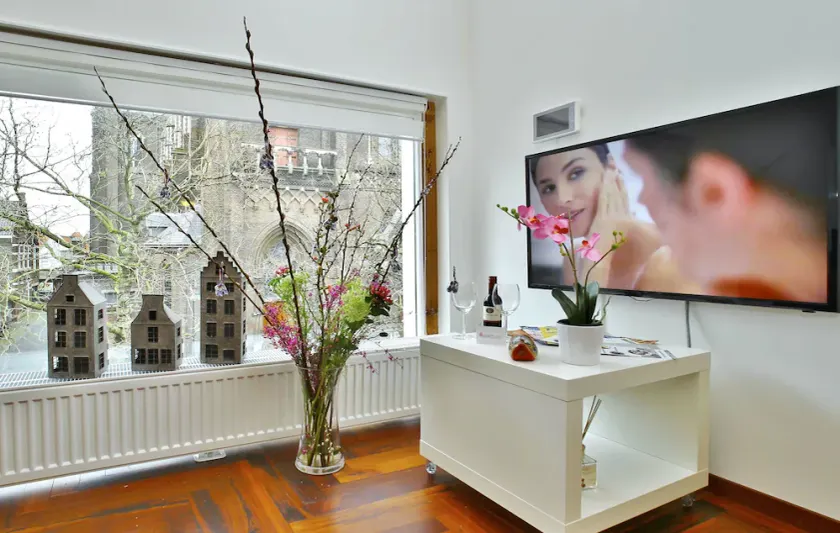 Luxury Apartments Delft I Golden Heart - Image 1