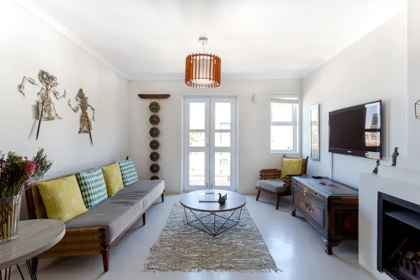 211 De Waterkant Piazza - Image 1