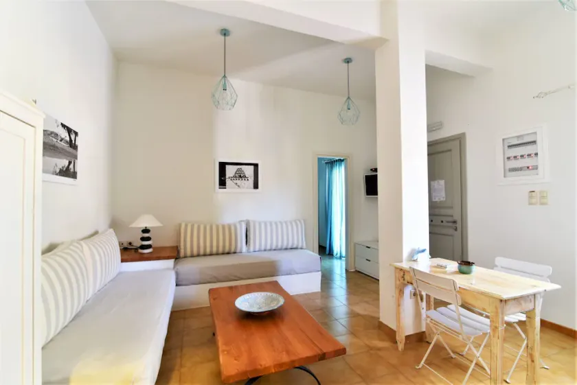 Sifanto Mare Apartments - Image 1