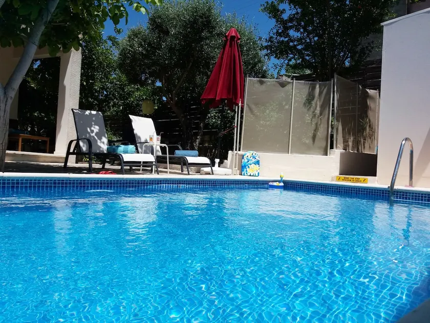 Aria Holiday House - Image 1
