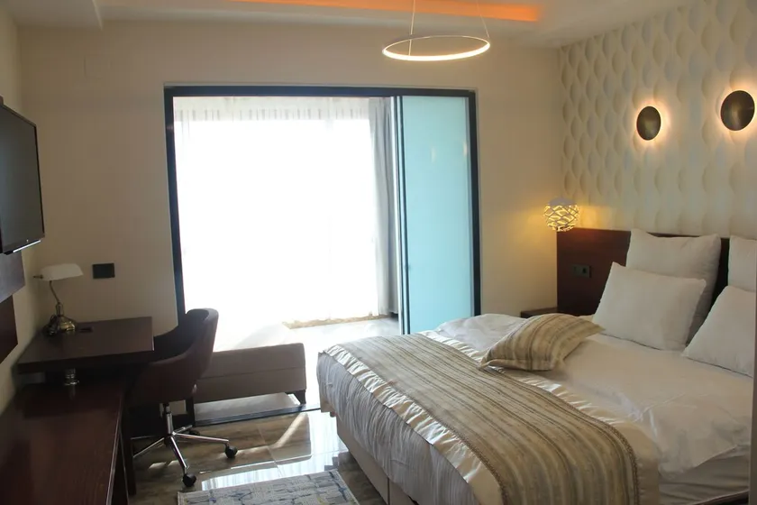 E&N Butik Hotel - Image 1