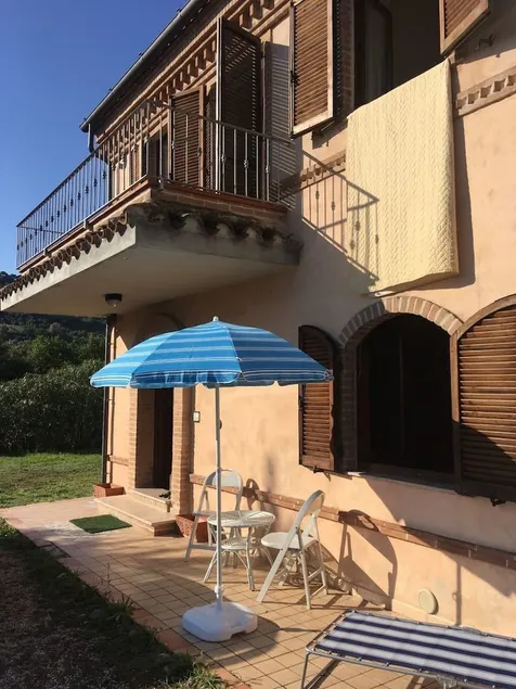 Yogalujah Holistic B&B - Image 1
