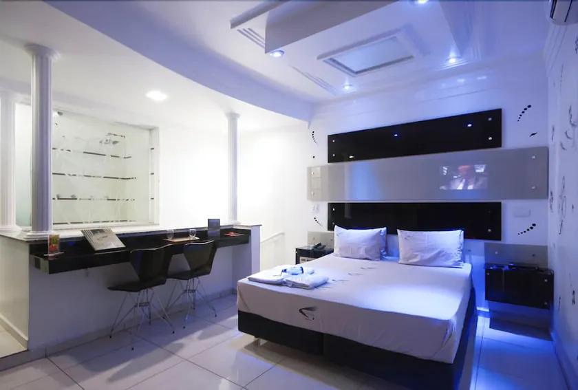 Virtual Motel - Adults Only - Image 1