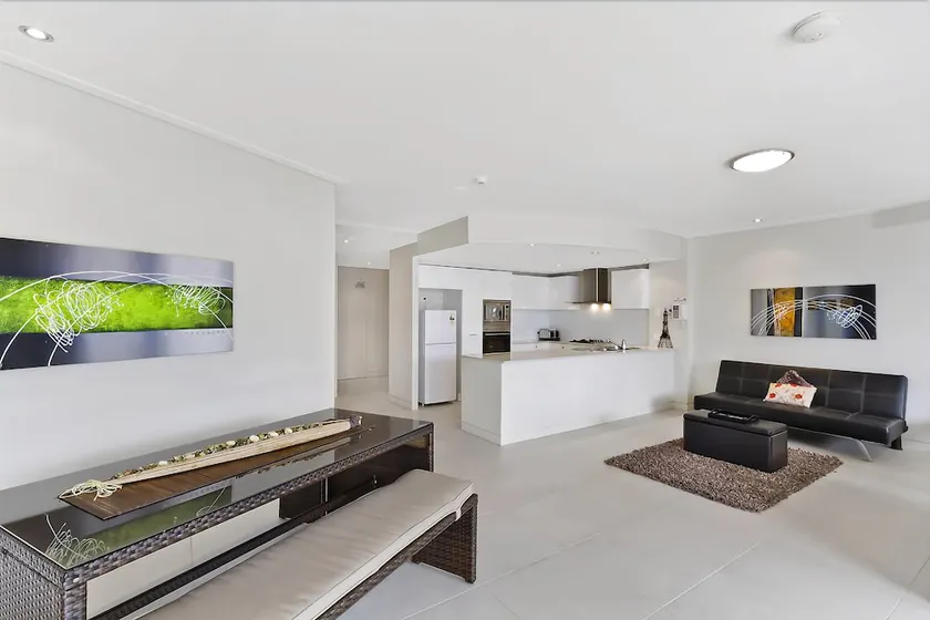 Coast Apartment 3 - Image 1