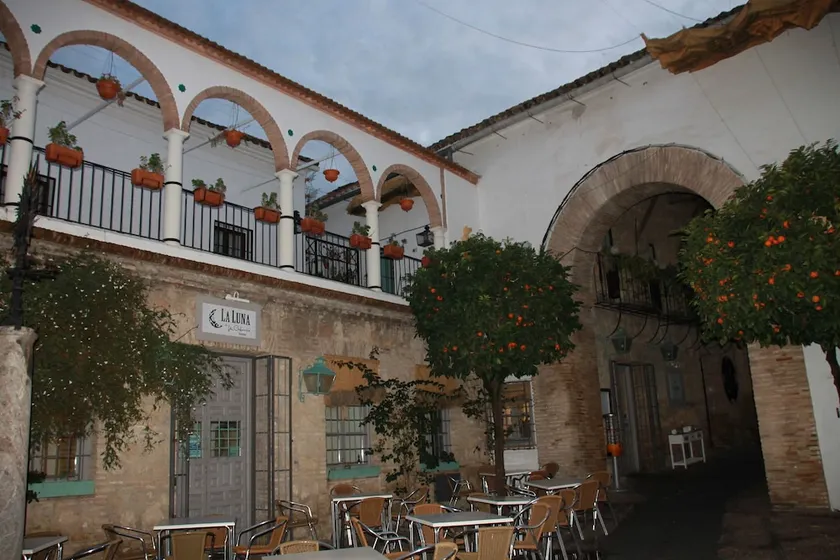 Puerta De La Luna - Image 1