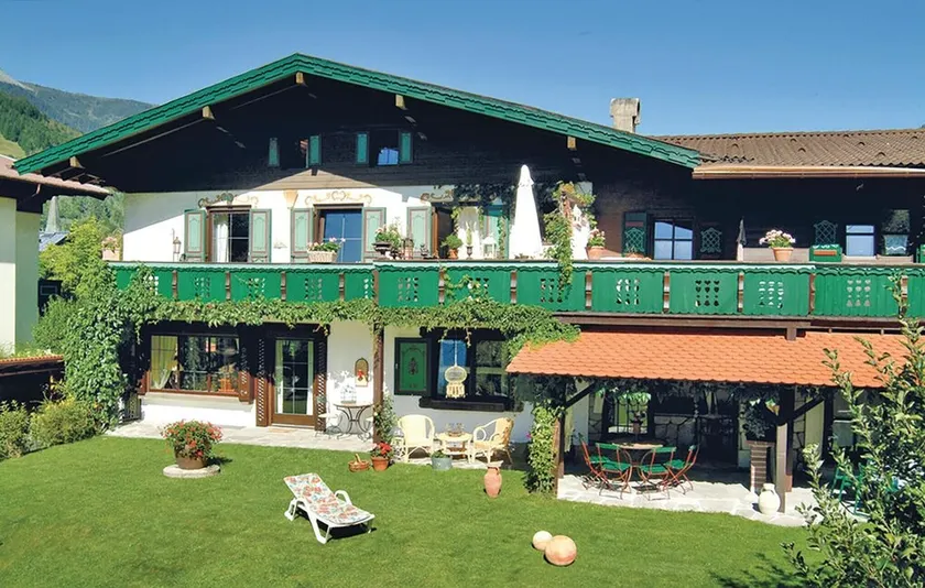 Stunning Apartment in Dorfgastein With 2 Bedrooms and Internet - Image 1