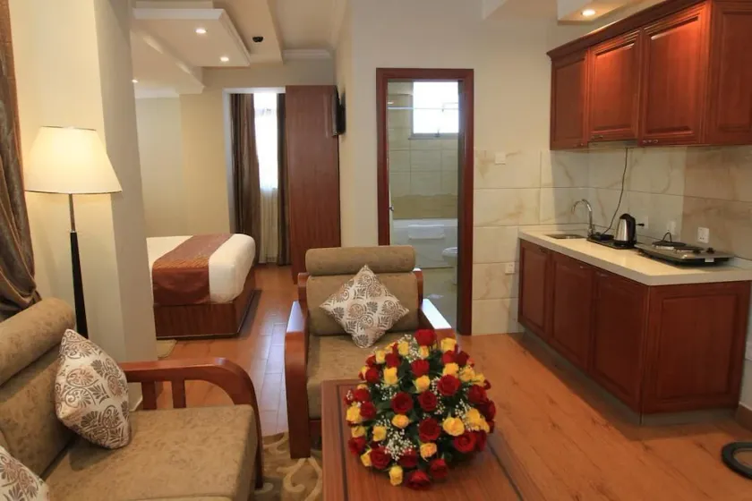 Mosy Hotel - Image 1