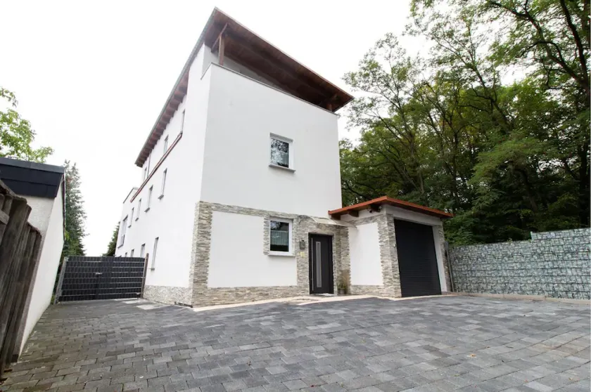 T & T Suites Raunheim - Image 1