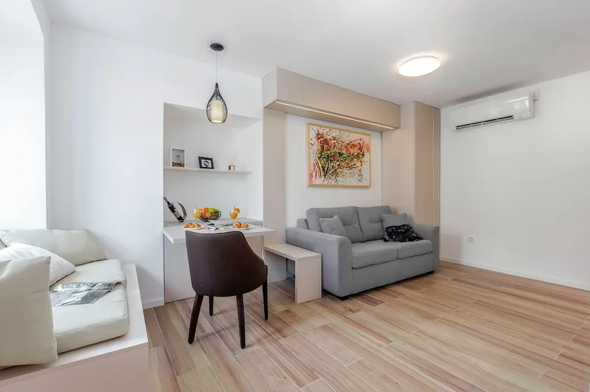 Apartment Wow - Image 1