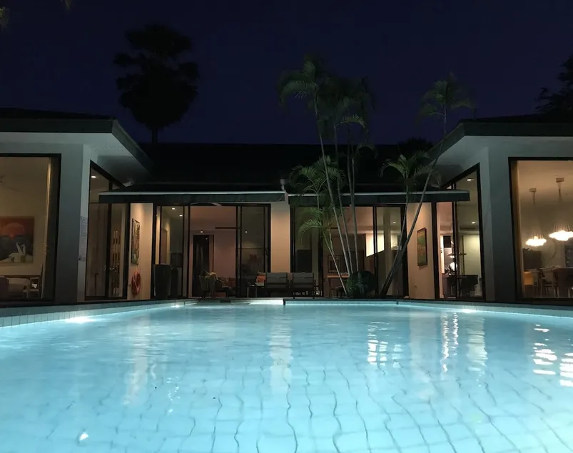 ZiZ Boutique House - Image 1