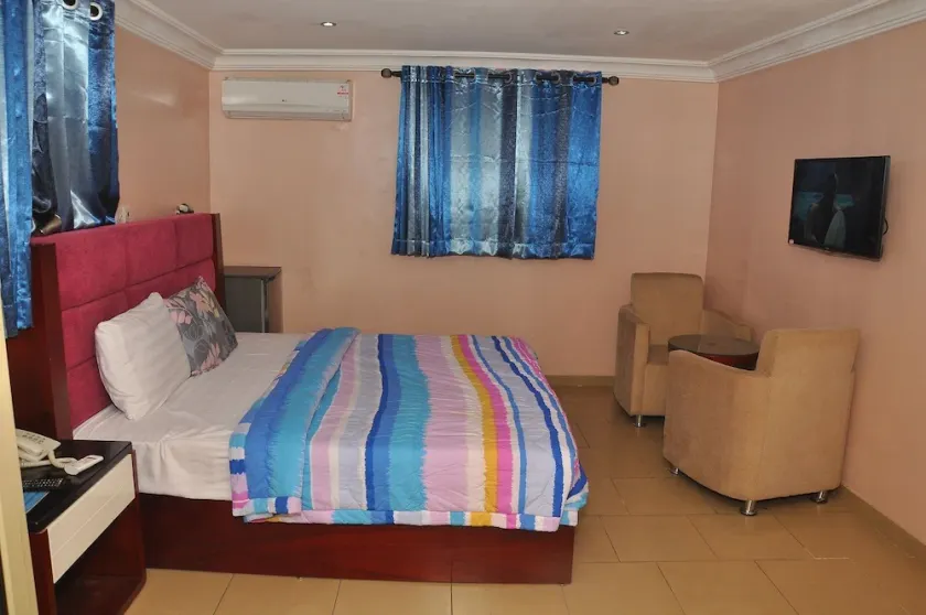 Divine Foutain Apapa Branch - Image 1