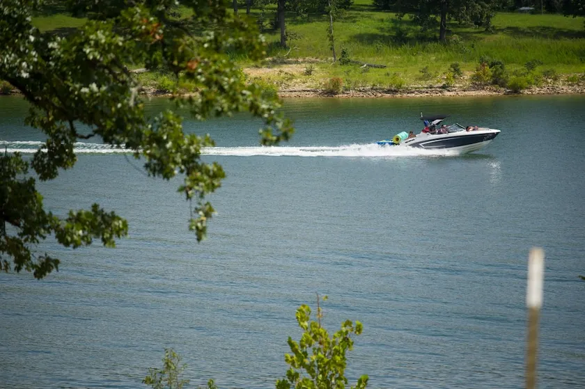 Branson Yacht Club - Image 1