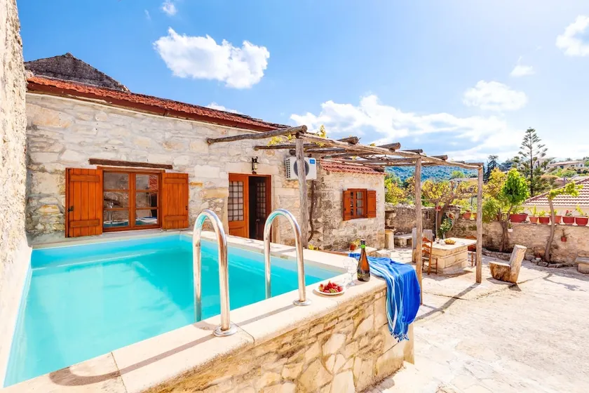 Vereniki Villa | Heated Pool - Image 1
