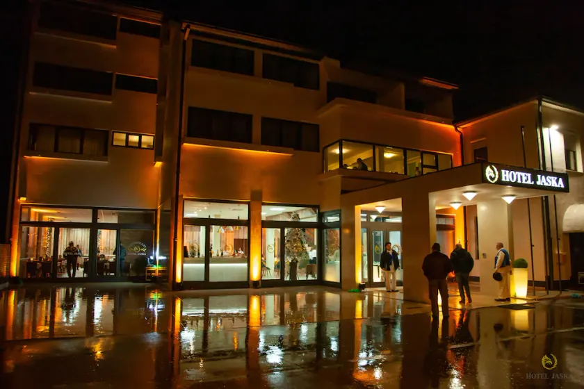 Hotel Jaska - Image 1