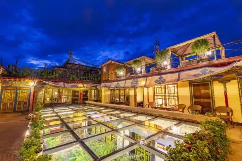 Floral Hotel Lincang Boutique Hotel - Image 1