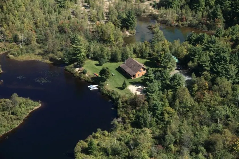 Raquette Lodge - Image 1