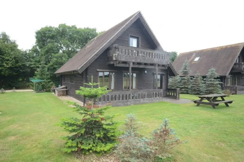 Hardy Lodge - Image 1