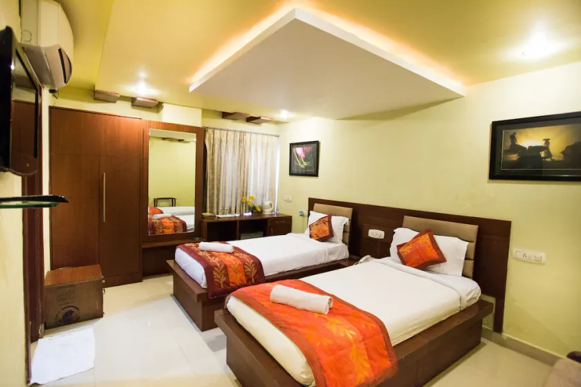 Oyo Apartments Madhapur - Image 1