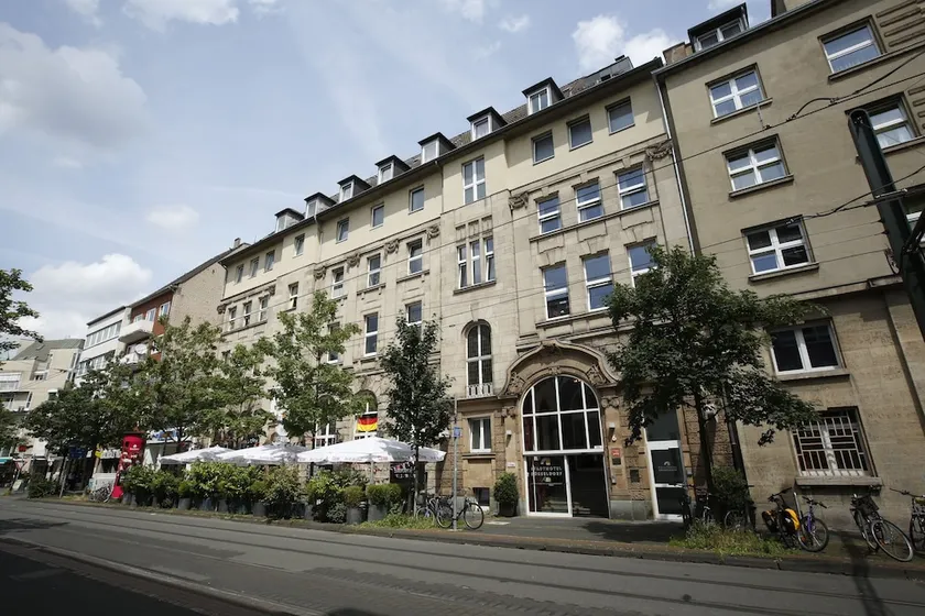 Stadthotel Düsseldorf - Image 1
